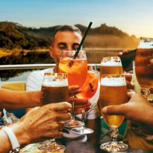 Bier trinken in Graz im Grill & Chill iLand auf der Mur